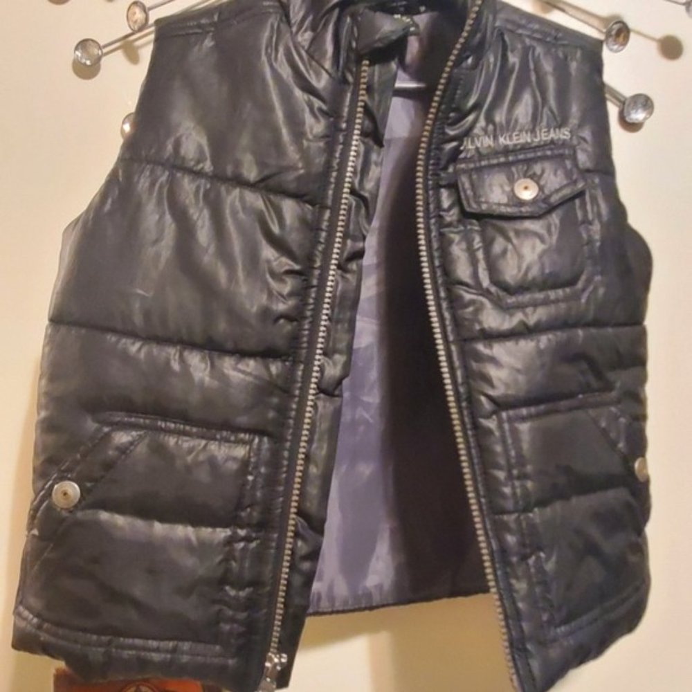 3T Calvin Klein Vest
